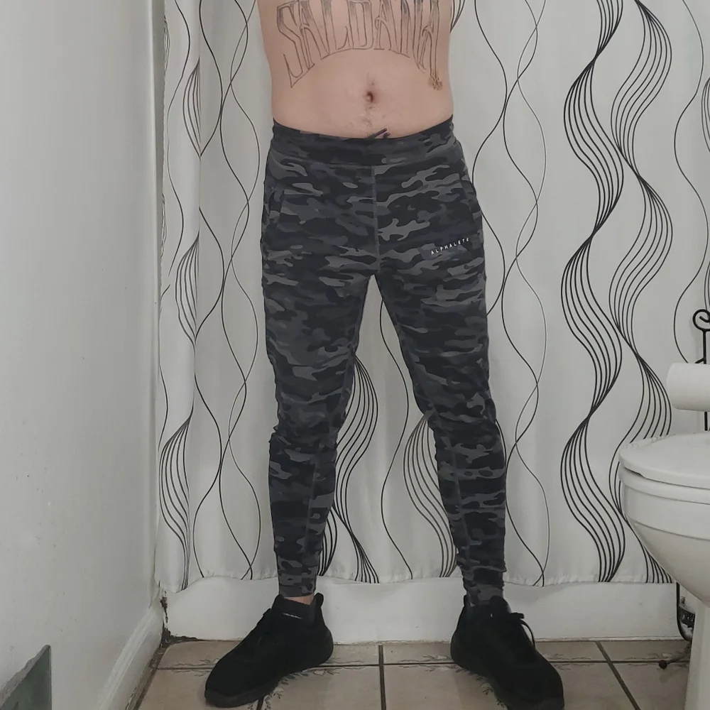Alphalete Premium Joggers Men's Size Small